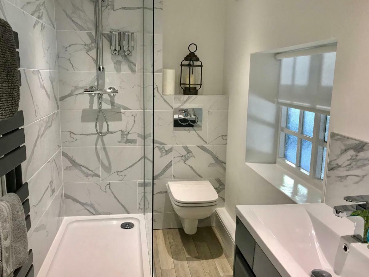 Ranmoor Serviced Apartments - The Courtyard Suite Sheffield Bagian luar foto